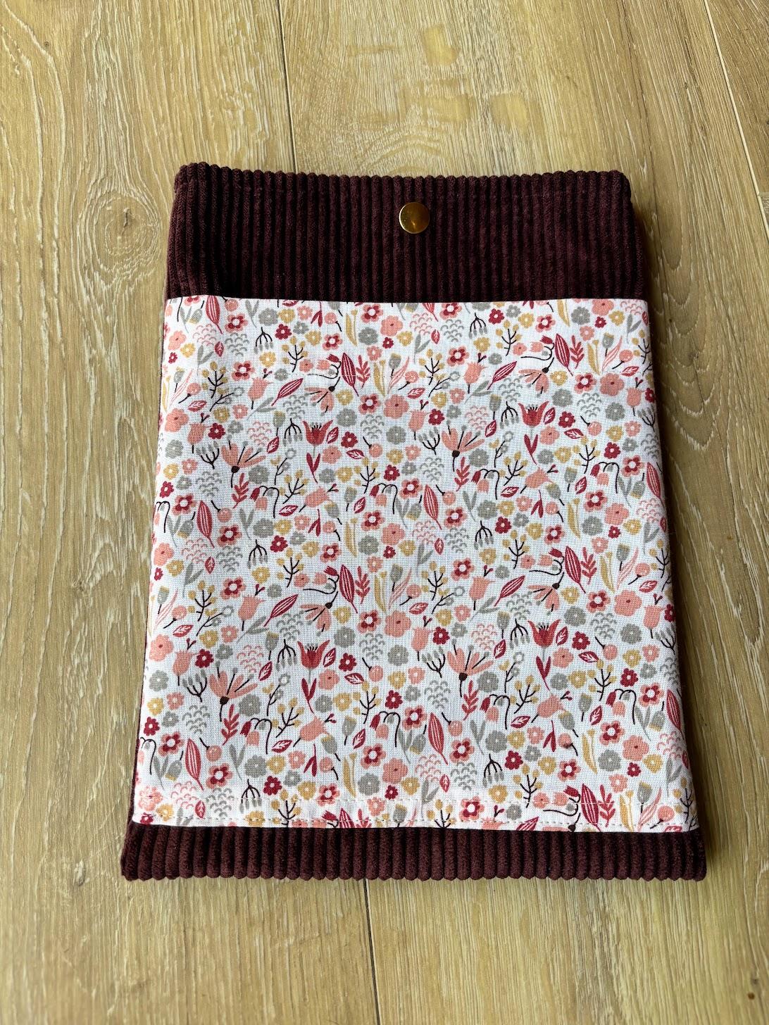 IMG_7319 Pochette Ă livre en velours