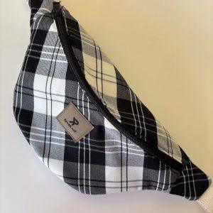 banane en tartan écossais mixte noire et blanche