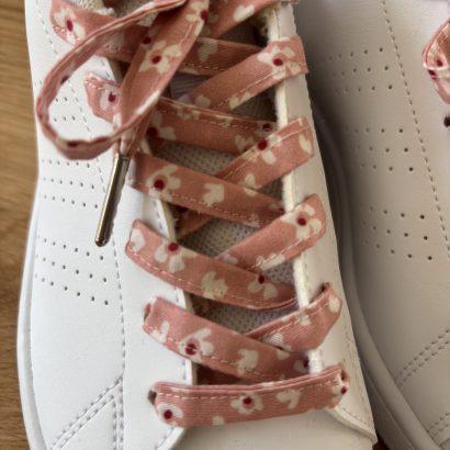 lacets en coton cousus main