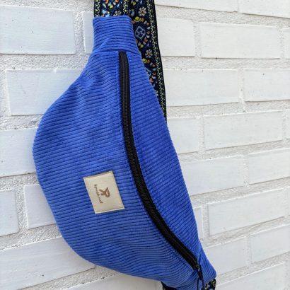 Banane XL bleue électrique