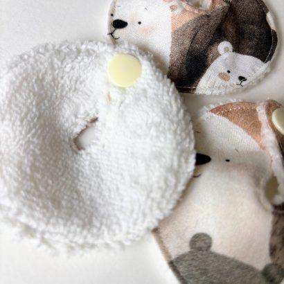 Lingette fendue pour sonde de stomie gastrique