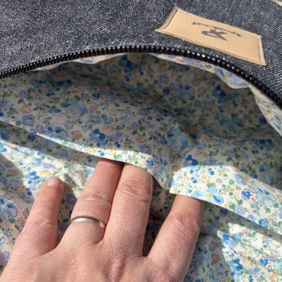 Sac banane avec intérieur a motifs et poches