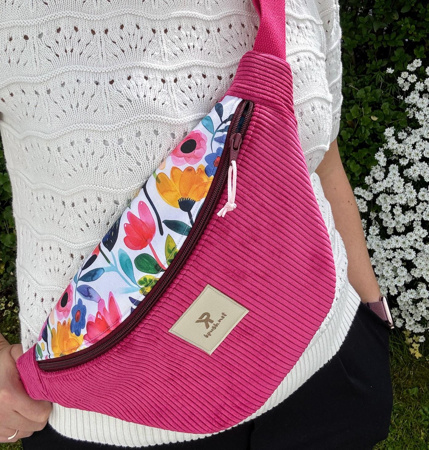 banane-lumineuse-fleurie-velours Banane fushia en velours originale