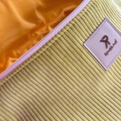detail sac velours