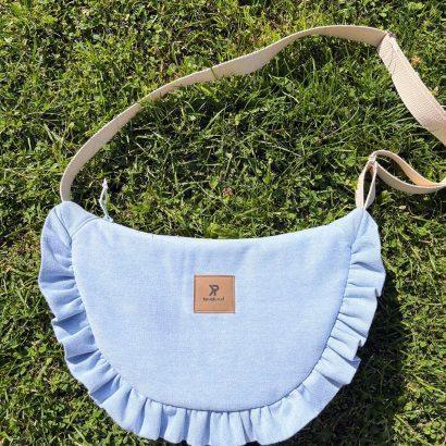 Sac à main demi lune spacieux et féminin en jeans