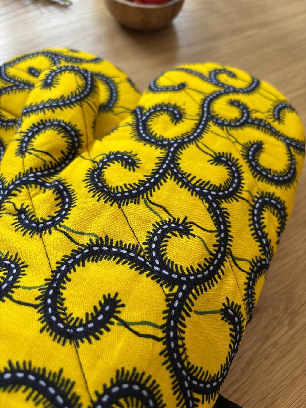matelassage-main-maniques Gants de cuisine colorés